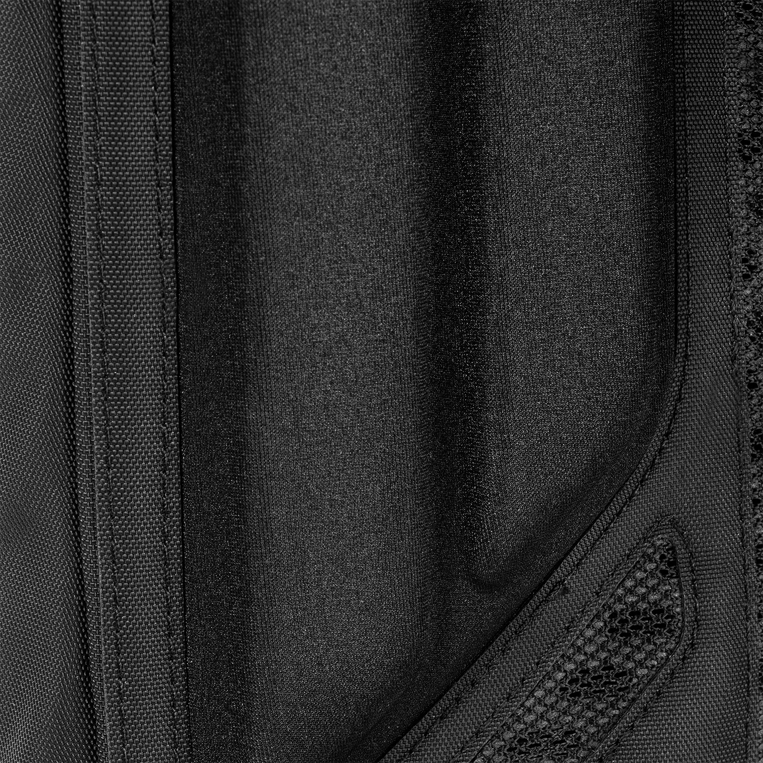 paragon-hydration-pack-v0 Paragon_Black_Texture.png